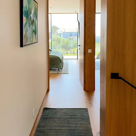 아파트 Beachside House Near Porto With Garden *