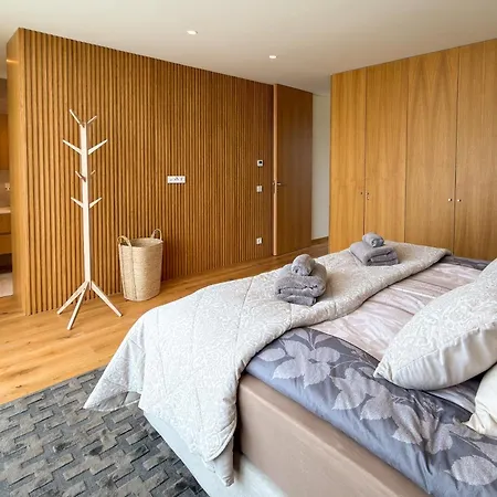 Beachside House Near Porto With Garden *